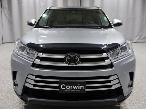 Used 2018 Toyota Highlander XLE image 7