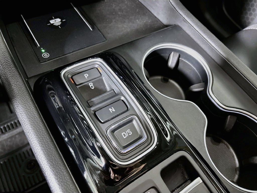 Used 2024 Honda Pilot Touring image 18