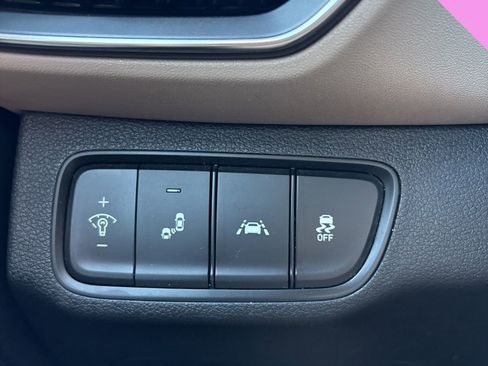 Used 2020 Hyundai Santa Fe SEL FWD image 7