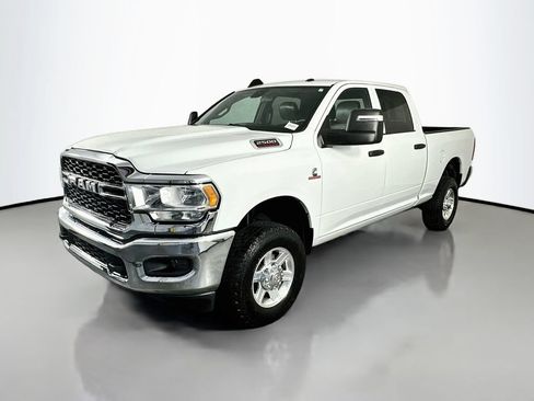 Used 2023 RAM 2500 Tradesman w/ Chrome Appearance Group AWD/4WD image 3