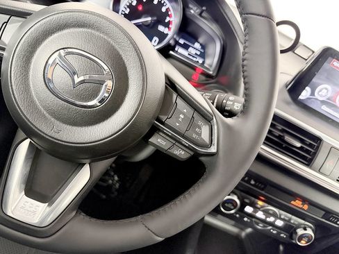 Used 2018 MAZDA MAZDA3 Grand Touring w/ Premium Equipment Package FWD image 53