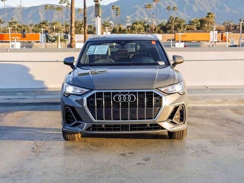 Used 2022 Audi Q3 2.0T Premium image 2