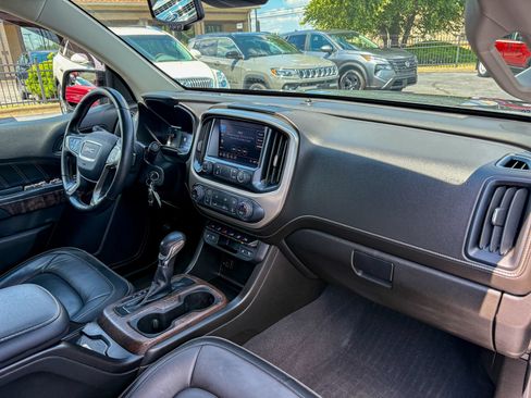 Used 2022 GMC Canyon Denali AWD/4WD image 32