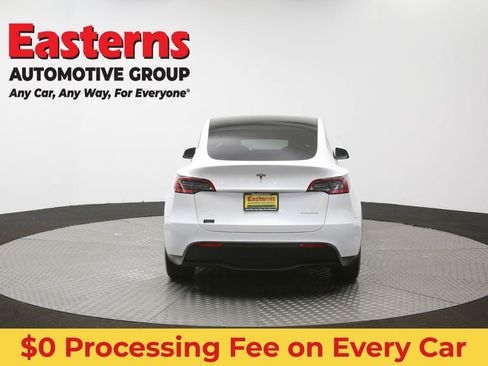 Used 2021 Tesla Model Y Long Range AWD/4WD image 32