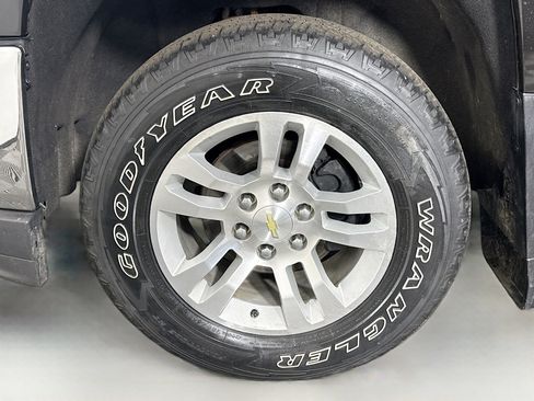 Used 2018 Chevrolet Silverado 1500 LT w/ All Star Edition AWD/4WD image 37