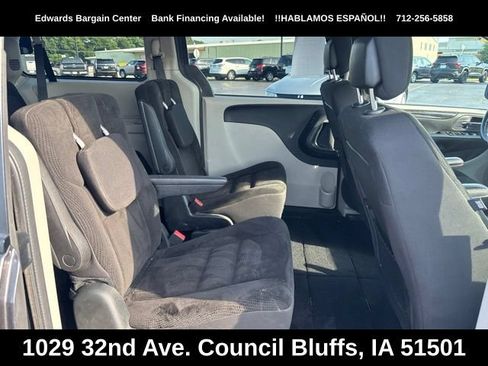 Used 2018 Dodge Grand Caravan SE w/ UConnect Hands-Free Group FWD image 10
