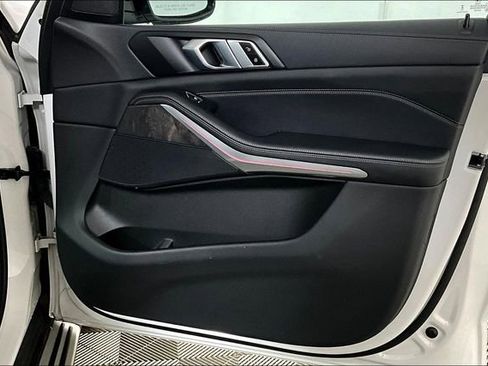 Used 2023 BMW X5 xDrive40i image 24