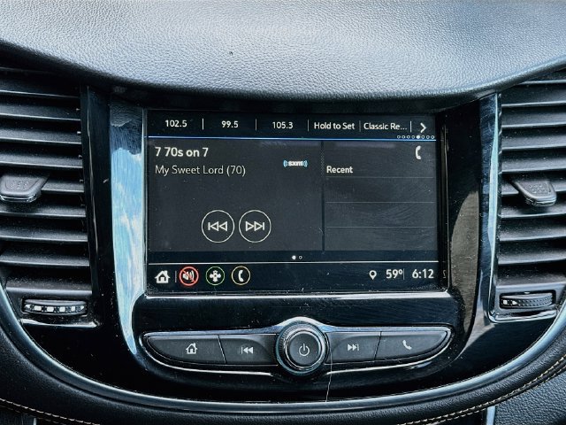 Used 2019 Chevrolet Trax Premier w/ Midnight Edition AWD/4WD image 14