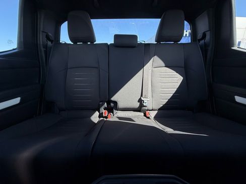 Used 2024 Toyota Tacoma TRD Off-Road image 28