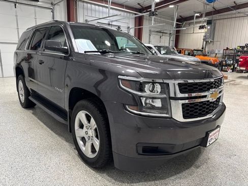 Used 2017 Chevrolet Tahoe LS AWD/4WD image 4