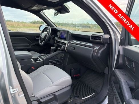 Used 2025 Toyota Tacoma SR5 image 14