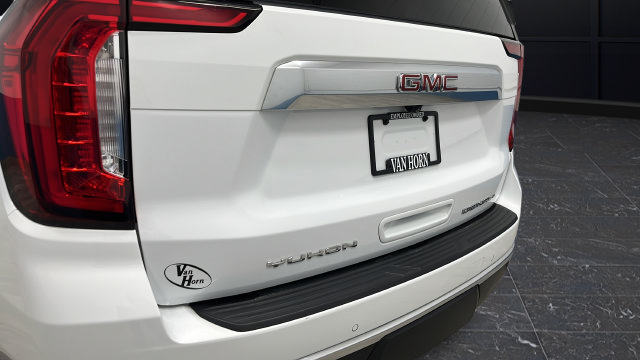 Used 2023 GMC Yukon Denali AWD/4WD image 41