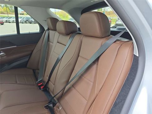 New 2026 Mercedes-Benz GLE 450 4MATIC image 15