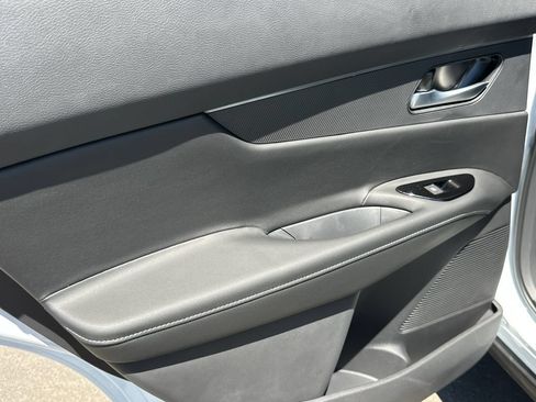 New 2026 Nissan Murano SV AWD/4WD image 14