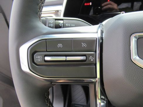 New 2026 GMC Canyon Denali AWD/4WD image 23