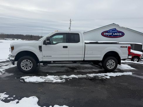 Used 2019 Ford F350 XLT w/ XLT Value Package image 10