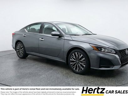 Used 2025 Nissan Altima 2.5 SV