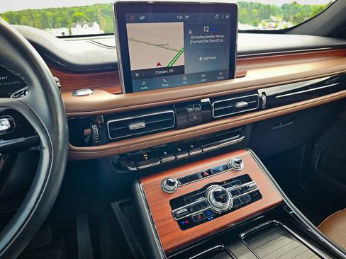 Used 2023 Lincoln Aviator Reserve w/ Equipment Group 201A AWD/4WD image 21
