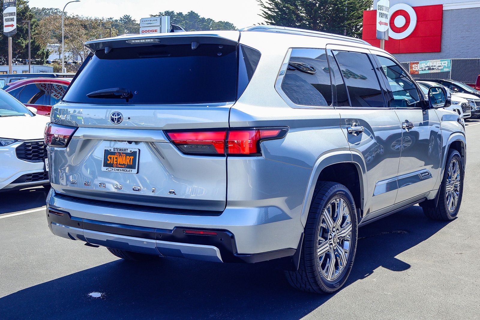 Used 2023 Toyota Sequoia Capstone AWD/4WD image 22