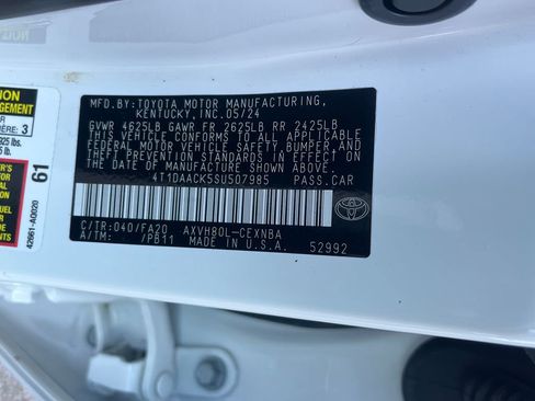 Certified 2025 Toyota Camry LE image 28