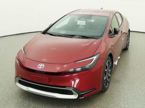 New 2026 Toyota Prius Plug-In Hybrid FWD image 3