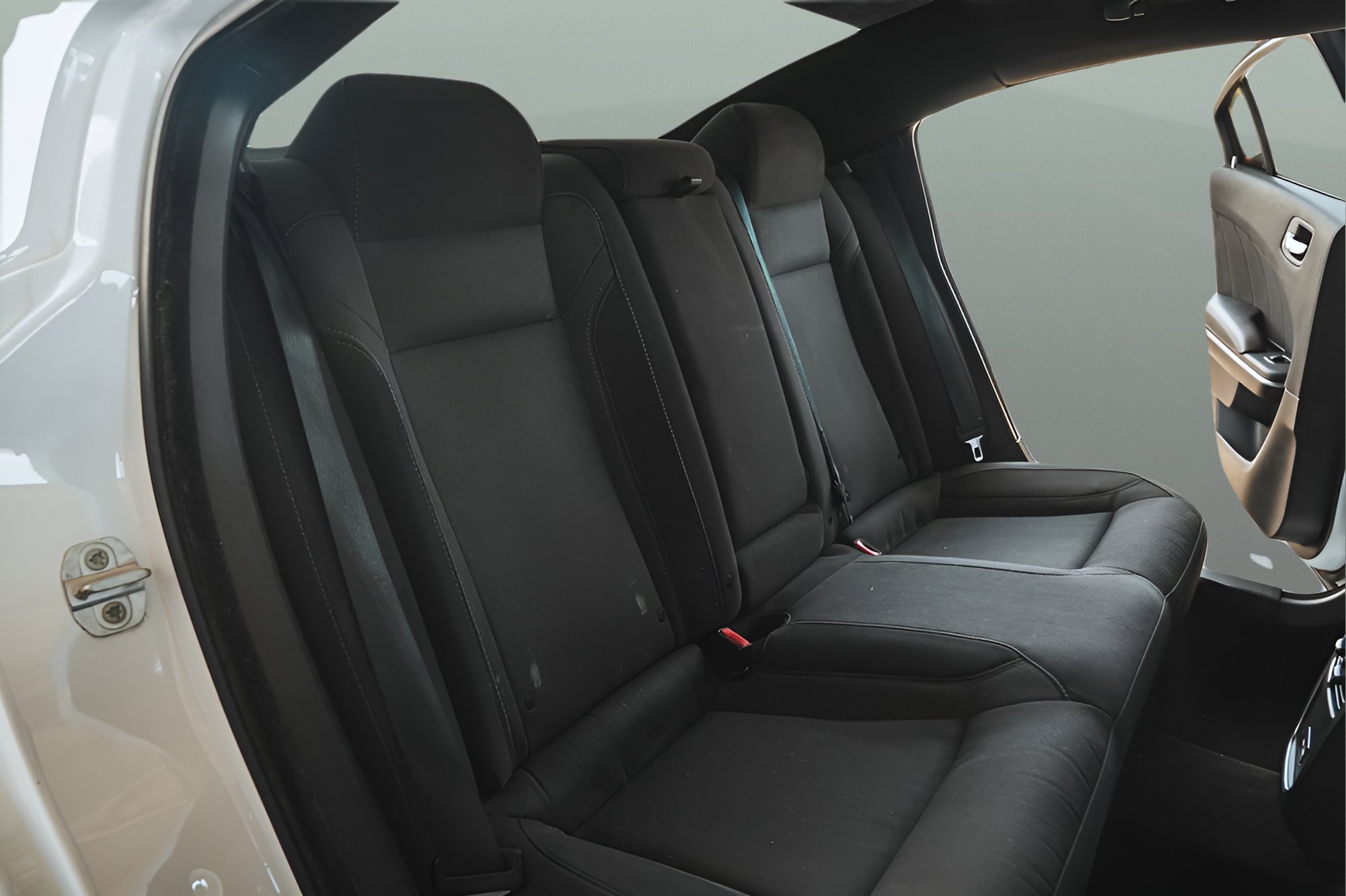 Used 2018 Dodge Charger R/T RWD image 16