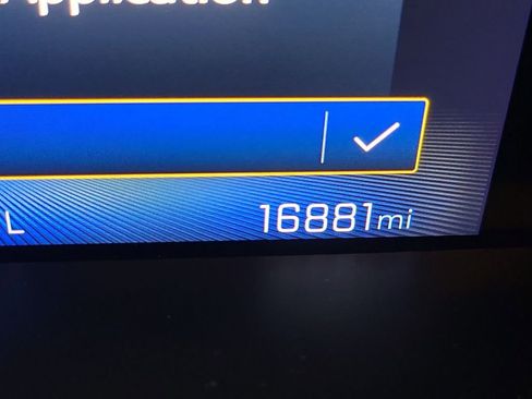 Used 2023 Chevrolet Colorado Z71 w/ Z71 Convenience Package 2 image 6