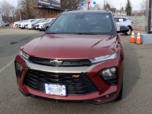 Certified 2023 Chevrolet TrailBlazer RS w/ Sun and Liftgate Package image 3