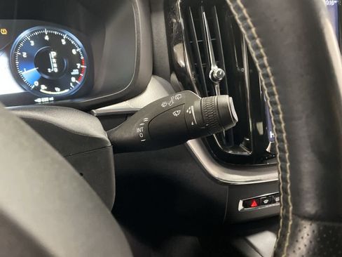 Used 2019 Volvo XC60 T6 R-Design w/ Protection Package Premier image 24