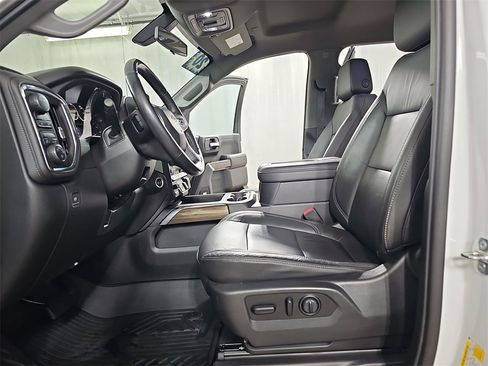 Used 2020 Chevrolet Silverado 1500 RST image 21