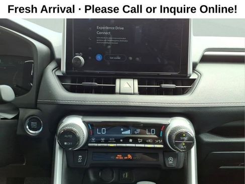 Used 2025 Toyota RAV4 XLE FWD image 18