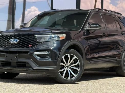 Used 2020 Ford Explorer ST w/ Premium Technology Package AWD/4WD image 2