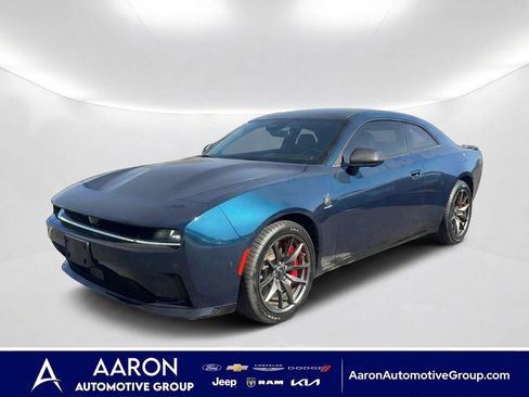 Used 2024 Dodge Charger Daytona Scat Pack w/ Plus Group AWD/4WD image 1