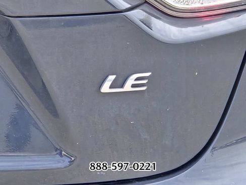 Used 2025 Toyota Corolla LE FWD image 4