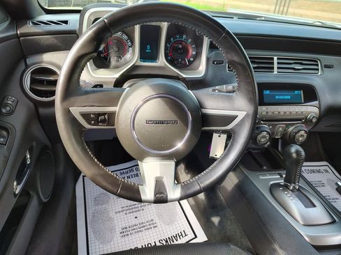 Used 2010 Chevrolet Camaro SS RWD image 21