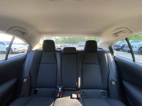 Used 2024 Toyota Corolla LE FWD image 27