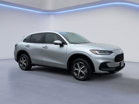 Certified 2024 Honda HR-V EX-L image 1