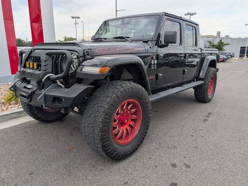 Used 2022 Jeep Gladiator Rubicon w/ LED Lighting Group AWD/4WD image 3