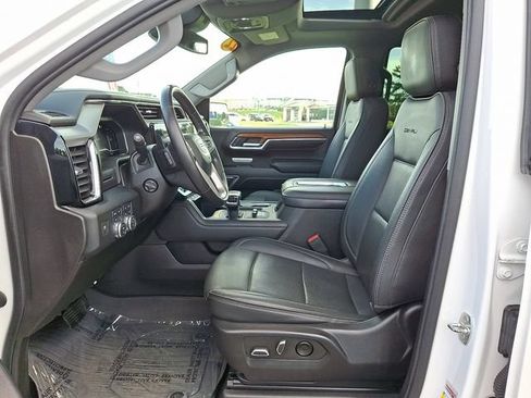 Used 2022 GMC Sierra 1500 Denali AWD/4WD image 14