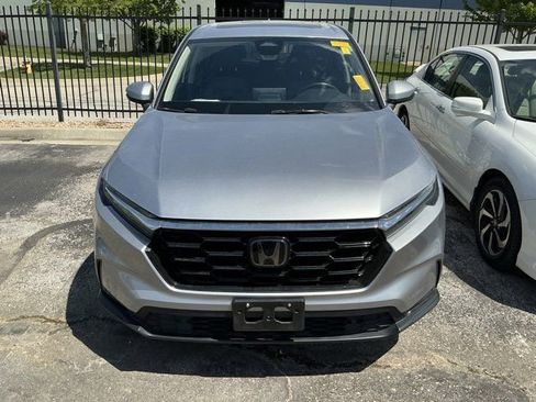 Used 2025 Honda CR-V EX-L image 2