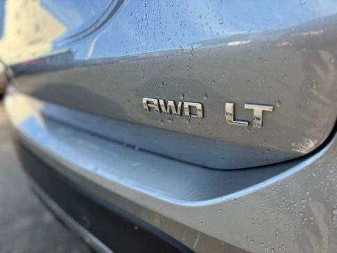 Used 2023 Chevrolet Equinox LT image 8