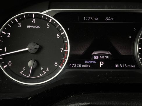 Used 2025 Nissan Pathfinder SV FWD image 39