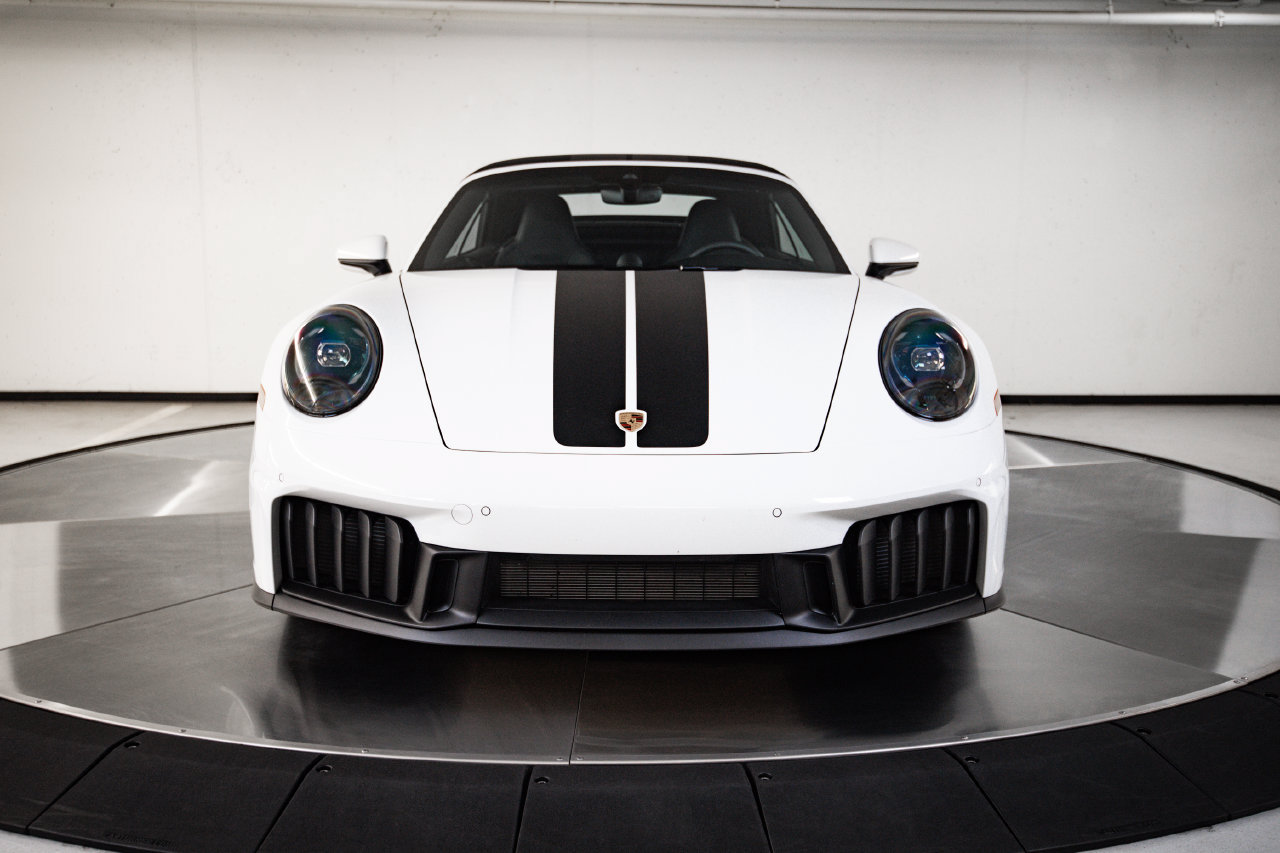 Certified 2026 Porsche 911 Carrera GTS RWD image 10