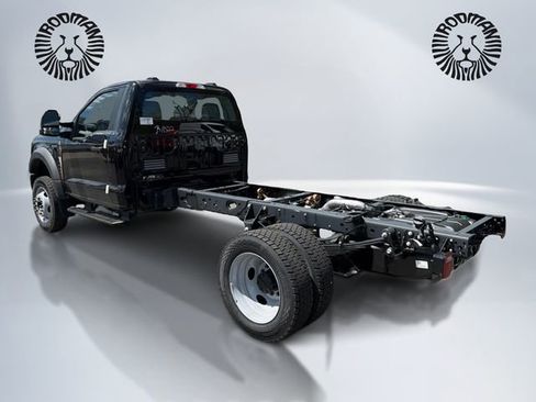 New 2026 Ford F550 4x4 Regular Cab Super Duty image 7