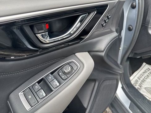 Used 2020 Subaru Outback Limited image 21