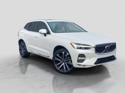 Certified 2023 Volvo XC60 B5 Ultimate w/ Climate Package