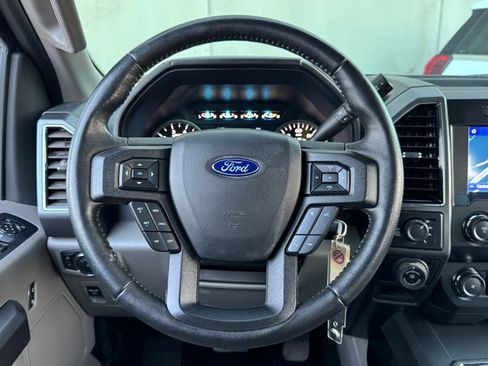 Used 2020 Ford F150 XLT w/ Equipment Group 302A Luxury image 4