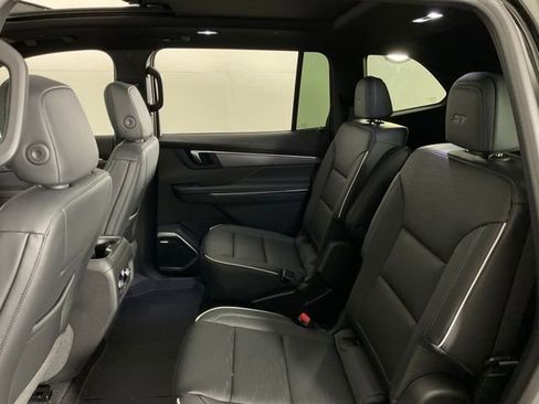 New 2026 Buick Enclave Sport Touring w/ Power Package FWD image 37