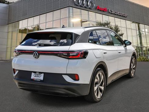 Used 2024 Volkswagen ID.4 2WD image 4