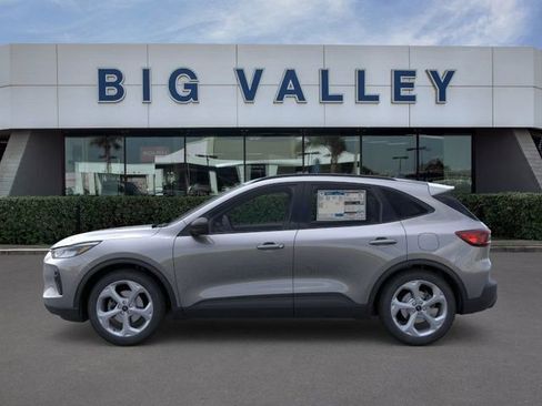 New 2025 Ford Escape ST-Line w/ Cold Weather Package image 3